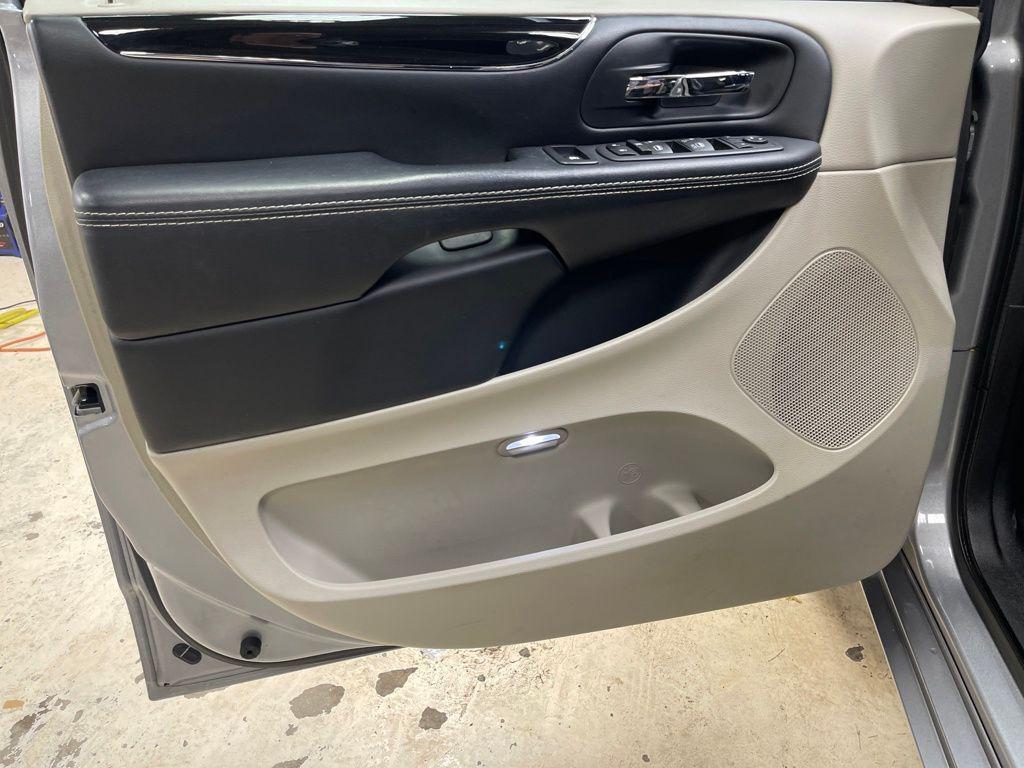 used 2020 Dodge Grand Caravan car, priced at $10,911