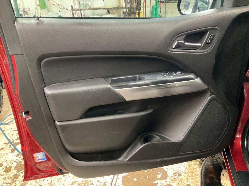 used 2015 Chevrolet Colorado car, priced at $14,911