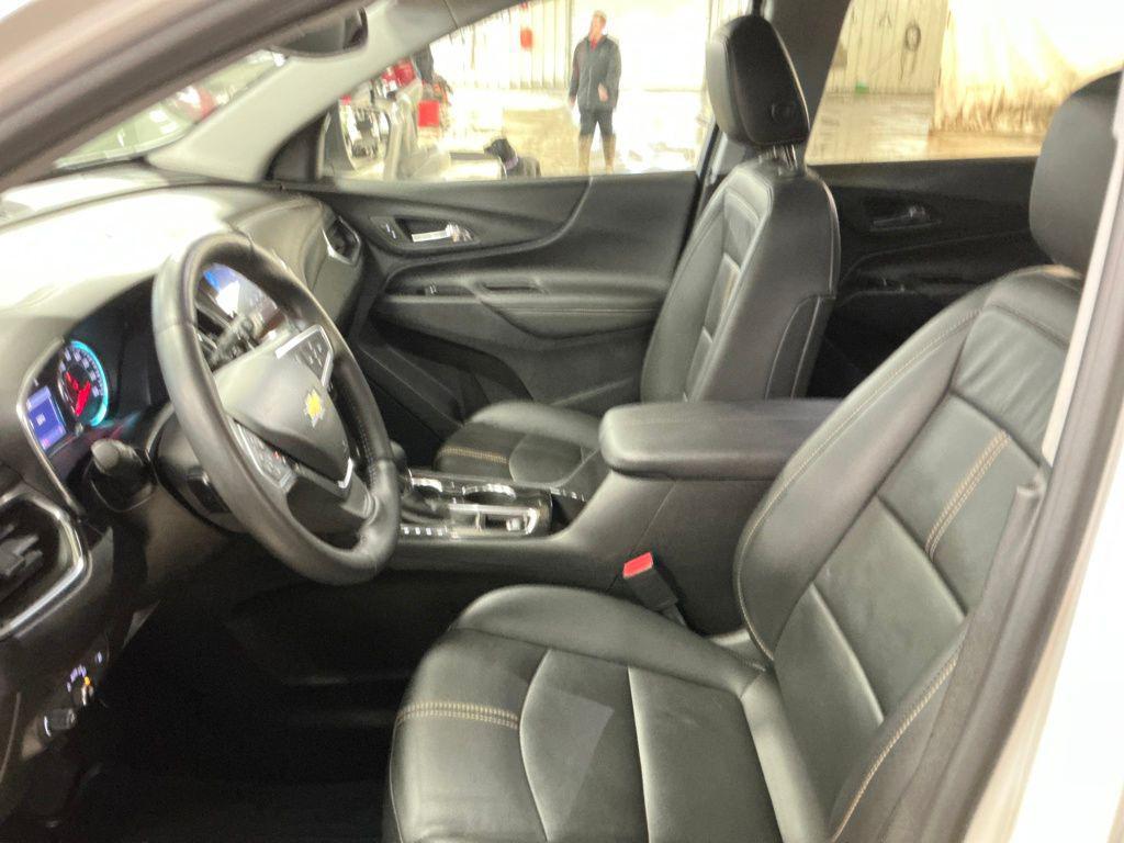 used 2022 Chevrolet Equinox car, priced at $24,322