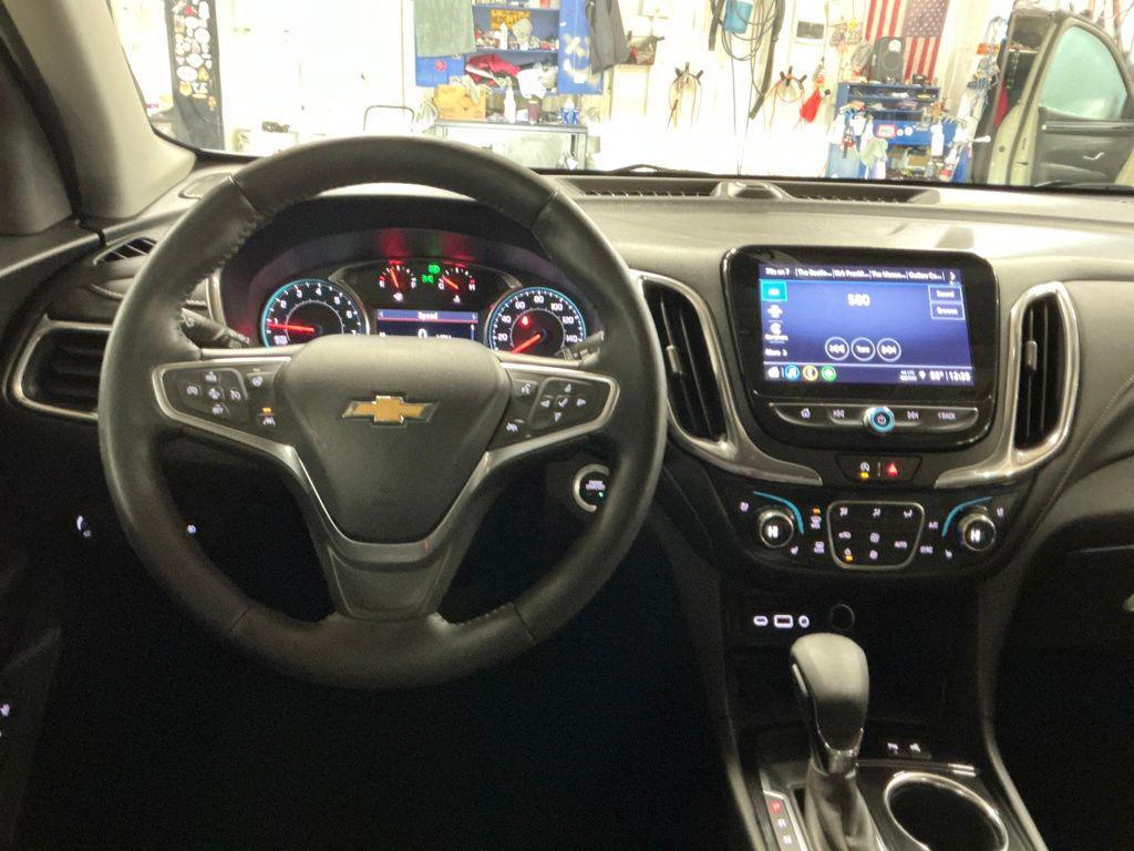 used 2022 Chevrolet Equinox car, priced at $24,322