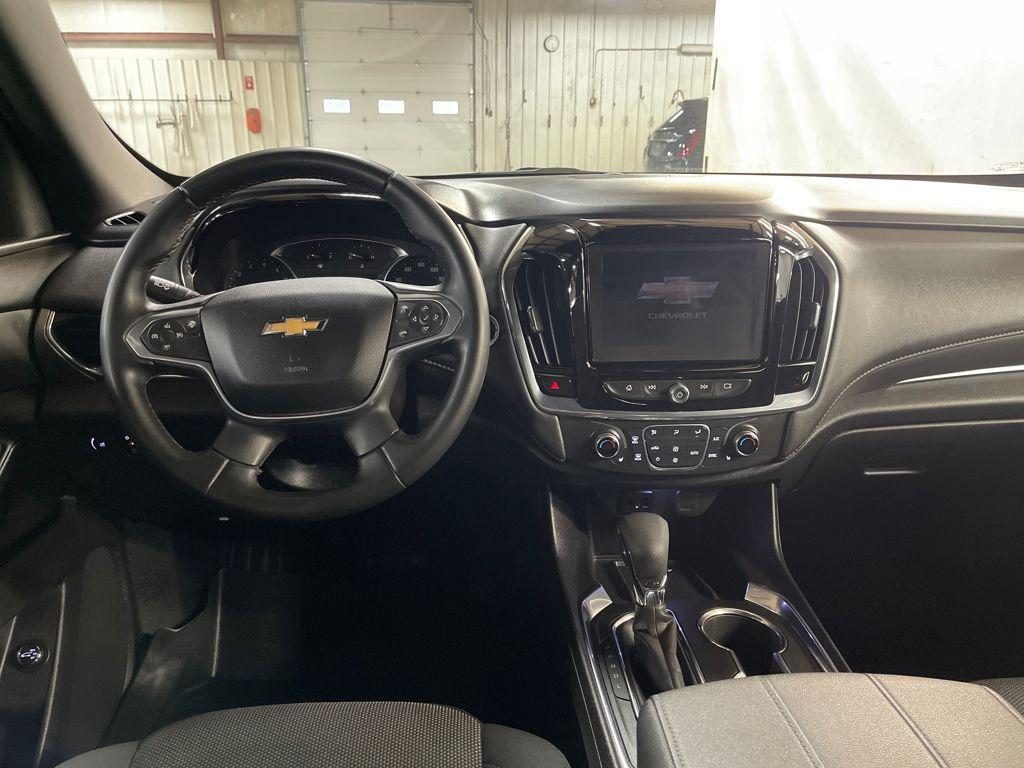 used 2023 Chevrolet Traverse car, priced at $27,433