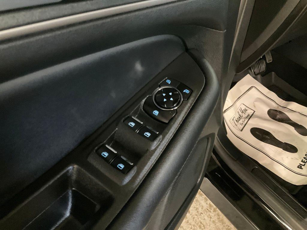 used 2023 Ford Edge car, priced at $25,855