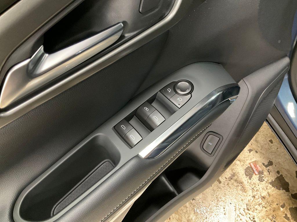 used 2026 Chevrolet Traverse car, priced at $41,522