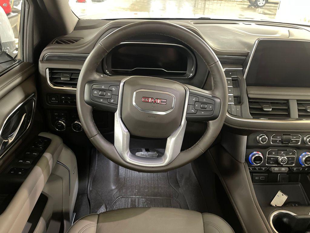 used 2023 GMC Yukon car