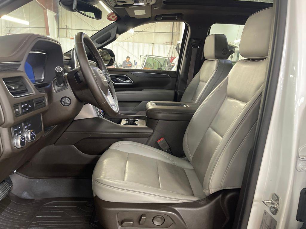 used 2023 GMC Yukon car