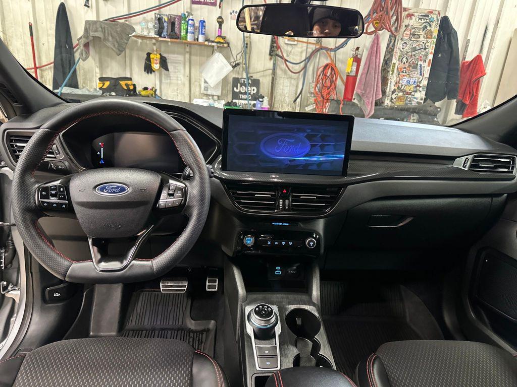 used 2023 Ford Escape car, priced at $20,866