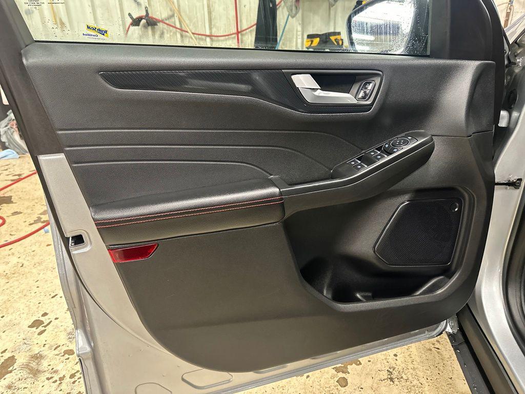 used 2023 Ford Escape car, priced at $20,866