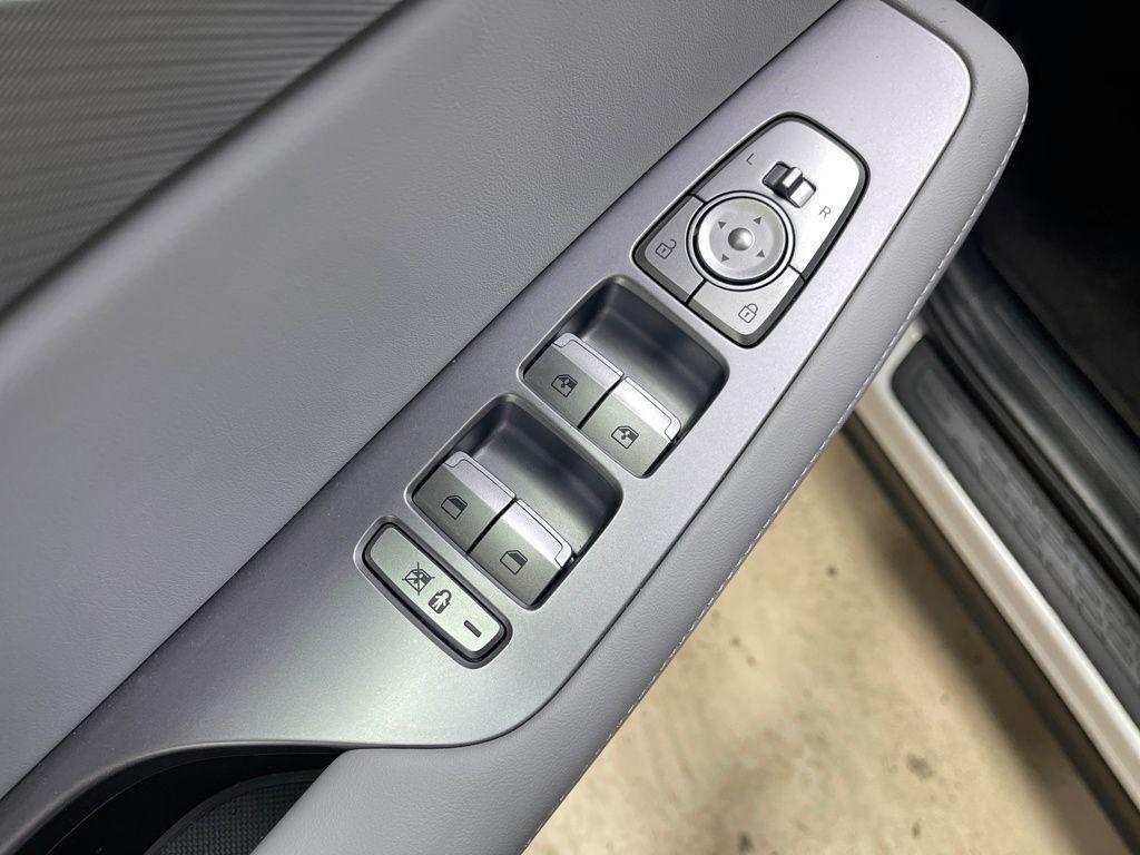 used 2025 Hyundai Palisade car, priced at $36,933