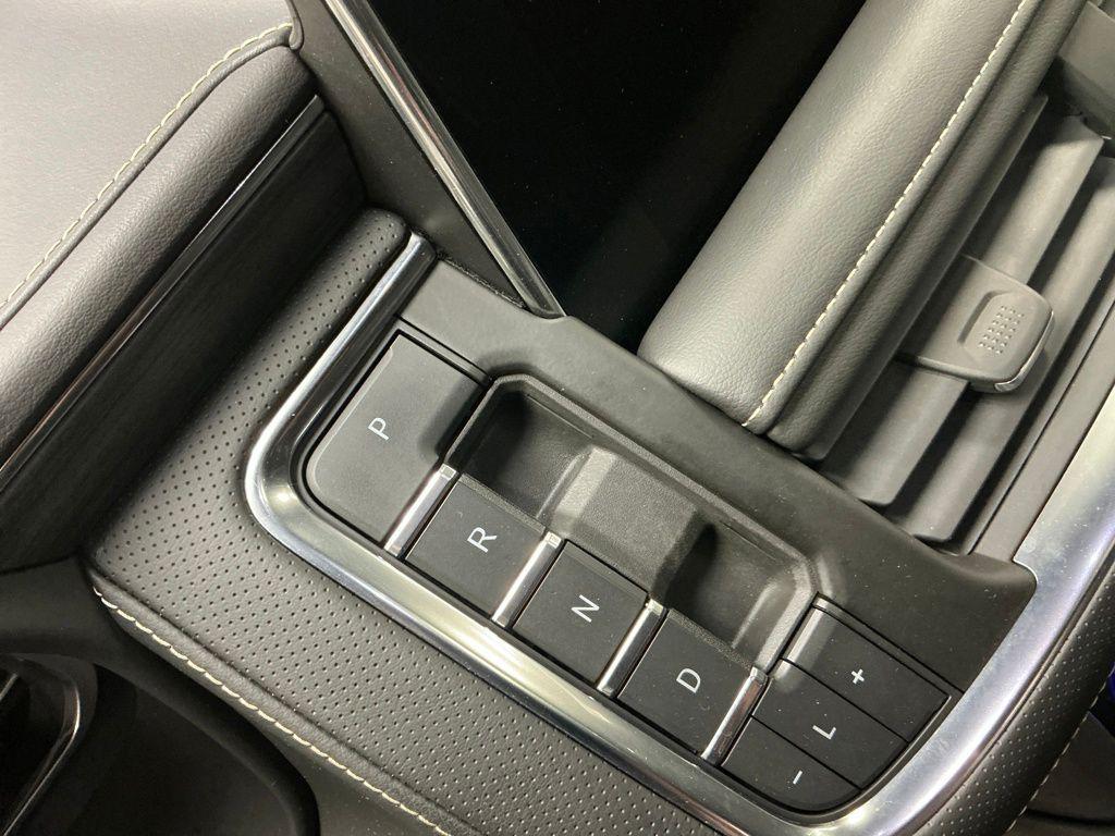 used 2022 GMC Yukon car, priced at $50,411