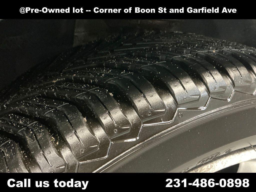 used 2015 Ford Edge car, priced at $6,911