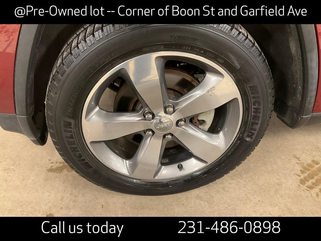 used 2014 Jeep Grand Cherokee car, priced at $10,933