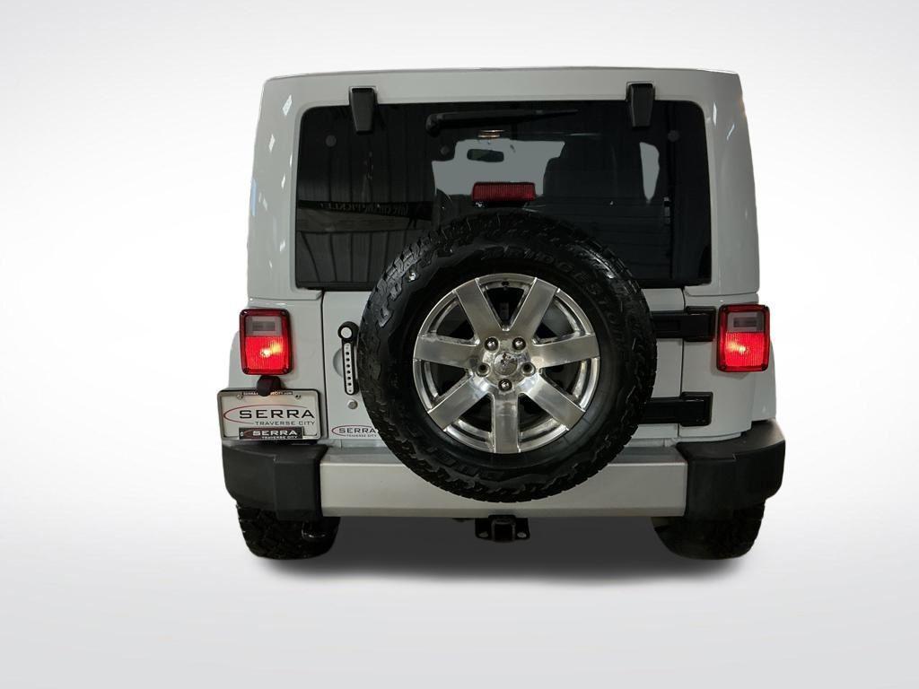 used 2015 Jeep Wrangler Unlimited car, priced at $13,911