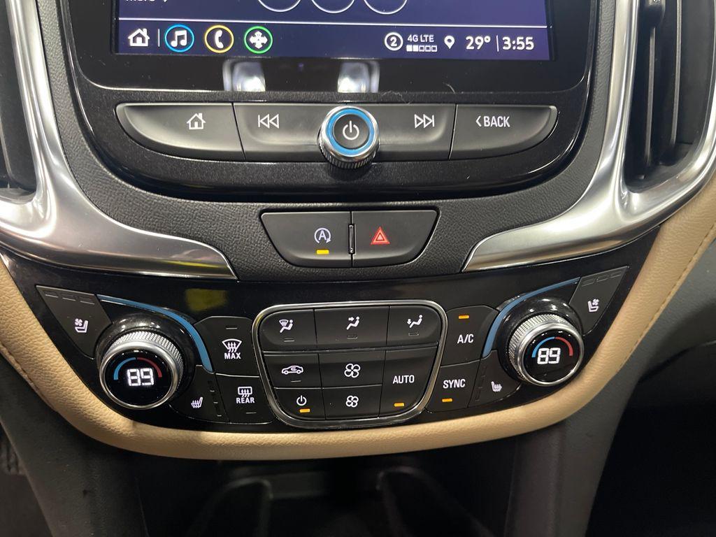 used 2022 Chevrolet Equinox car, priced at $19,455