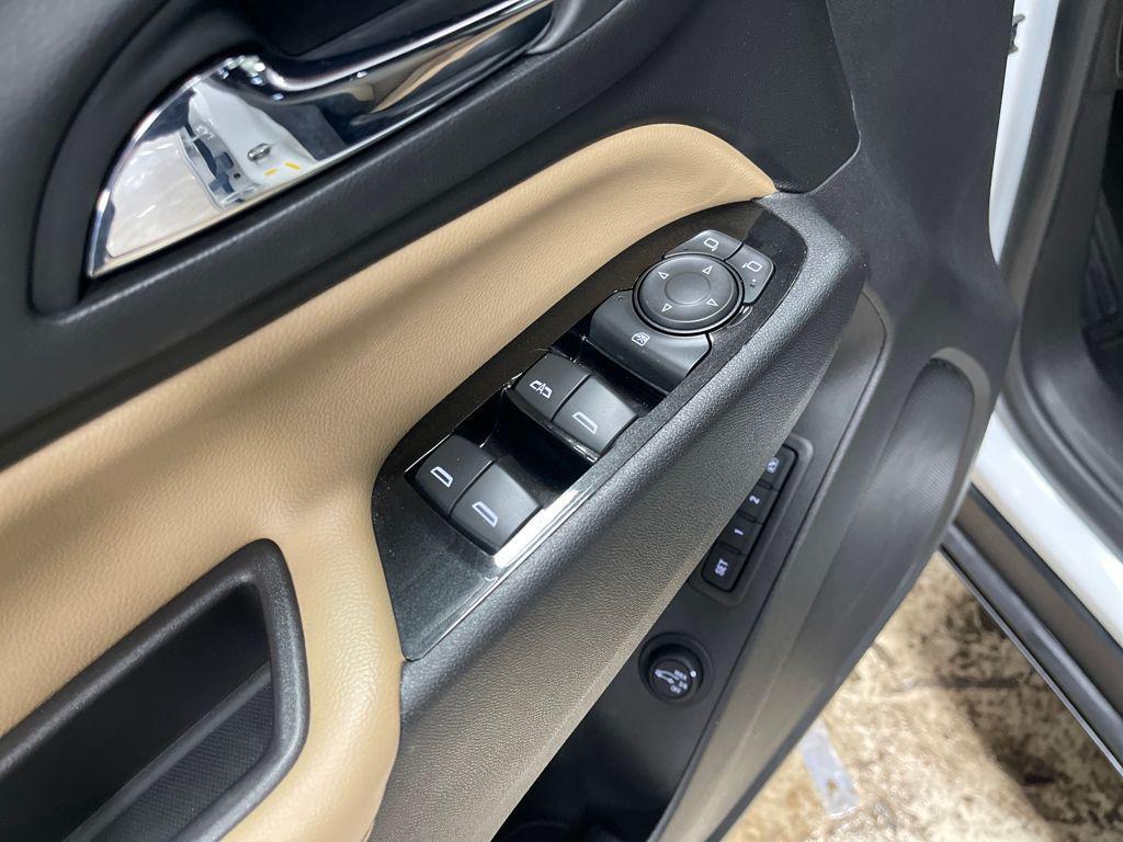 used 2022 Chevrolet Equinox car, priced at $19,455