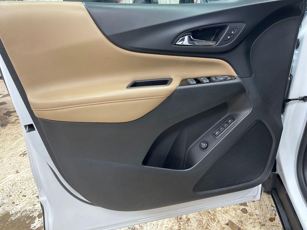 used 2022 Chevrolet Equinox car, priced at $19,455