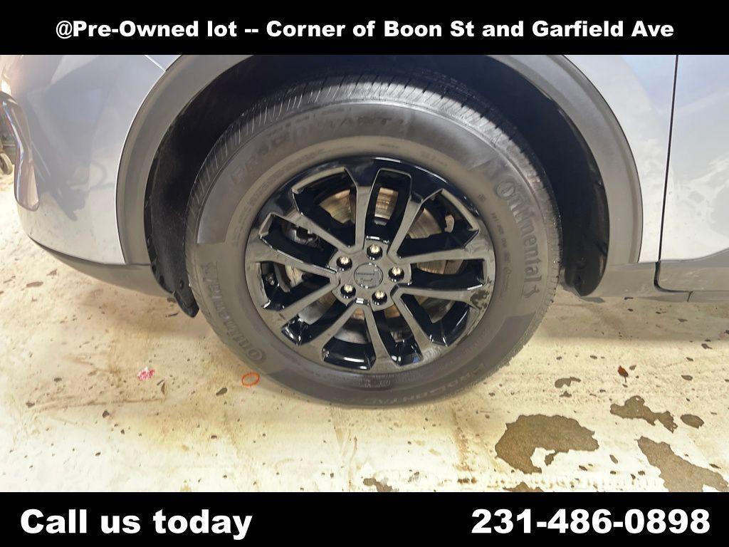 used 2022 Ford Escape car, priced at $18,499