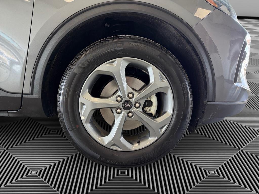 used 2025 Ford Escape car, priced at $25,495