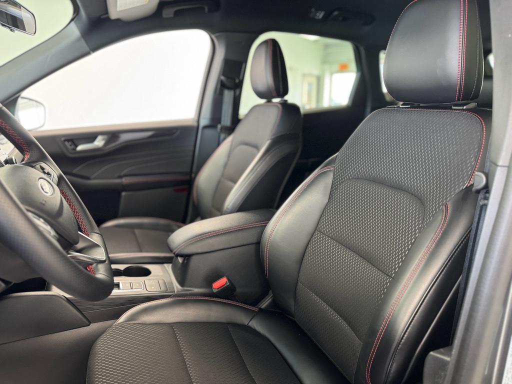 used 2025 Ford Escape car, priced at $25,495