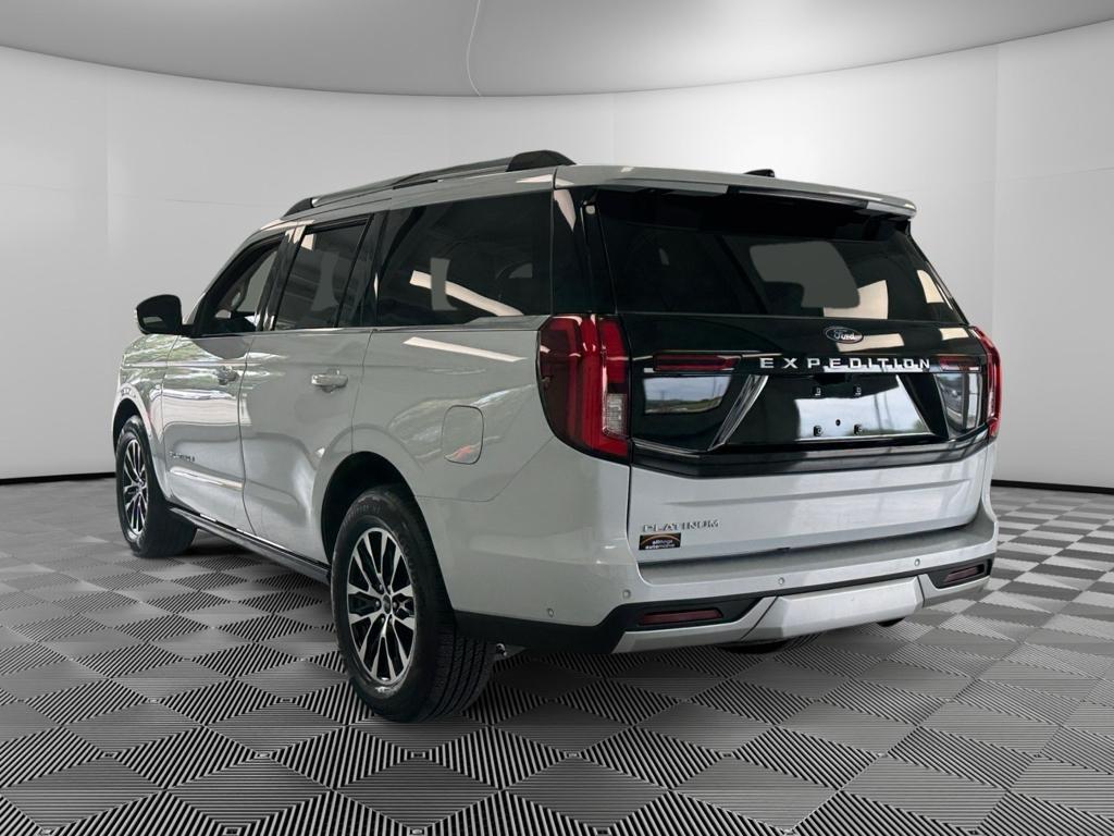 used 2025 Ford Expedition car, priced at $67,495