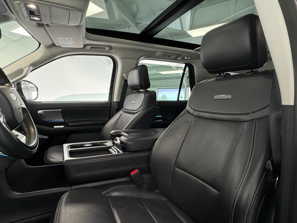 used 2025 Ford Expedition car, priced at $67,495