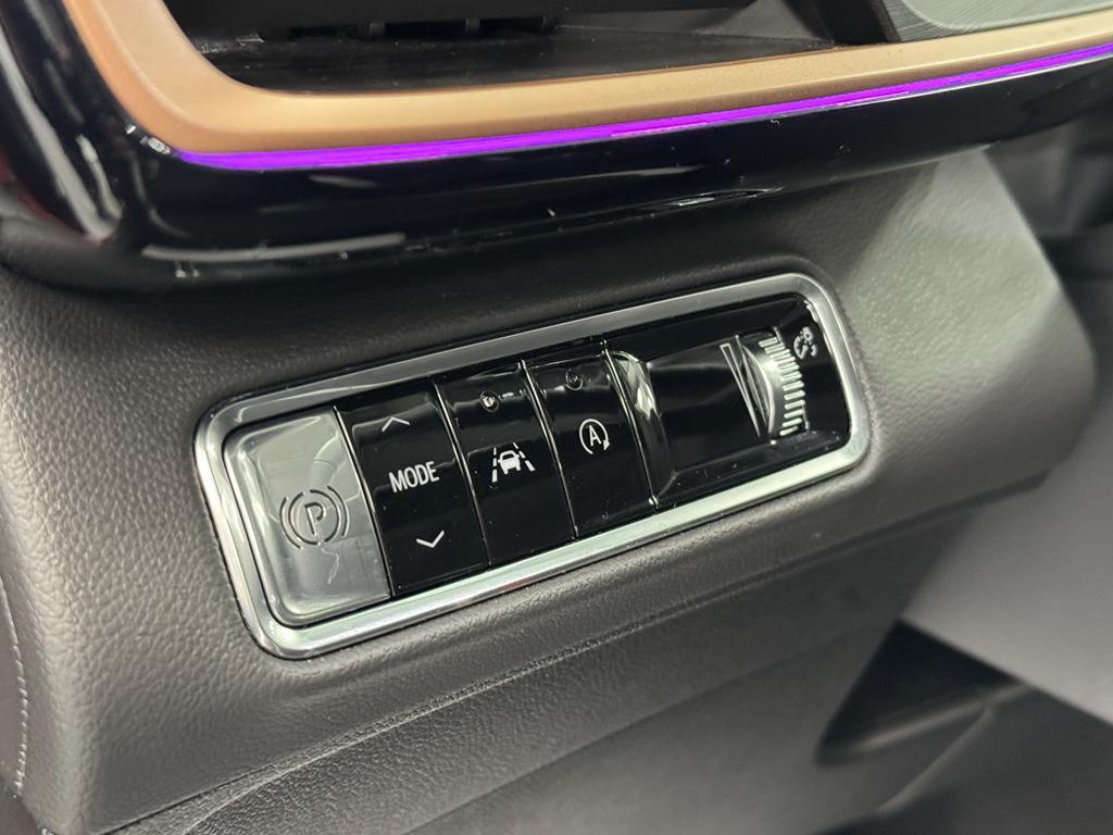 used 2025 Buick Envision car, priced at $31,495