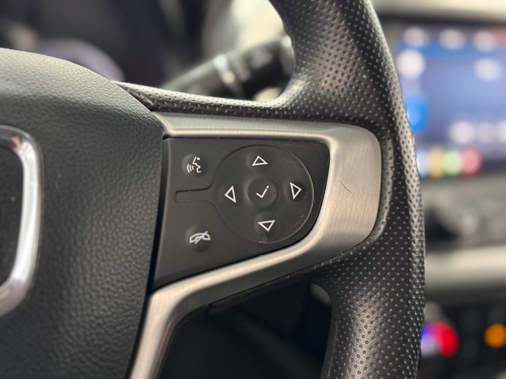 used 2023 GMC Acadia car, priced at $26,995