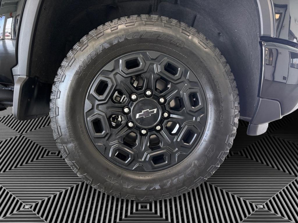 used 2024 Chevrolet Silverado 2500 car, priced at $57,995
