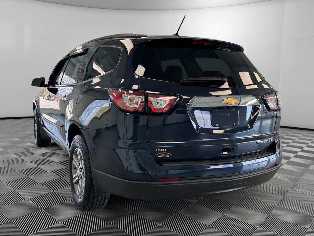 used 2015 Chevrolet Traverse car, priced at $13,995