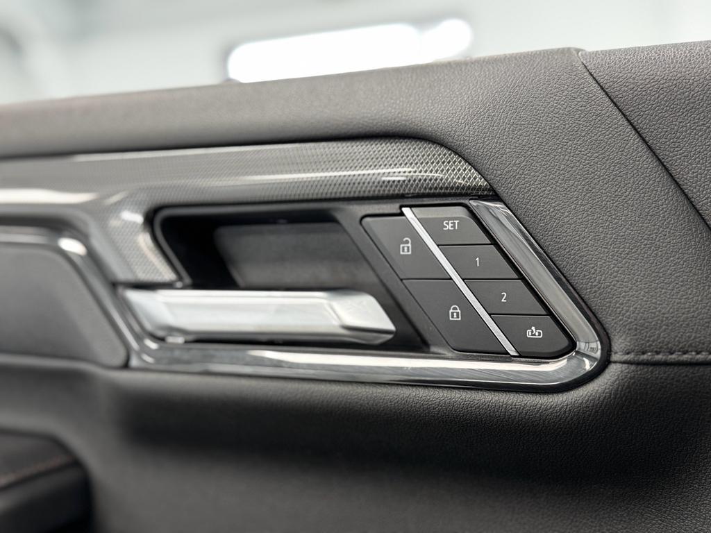 used 2025 GMC Sierra 2500 car, priced at $76,995