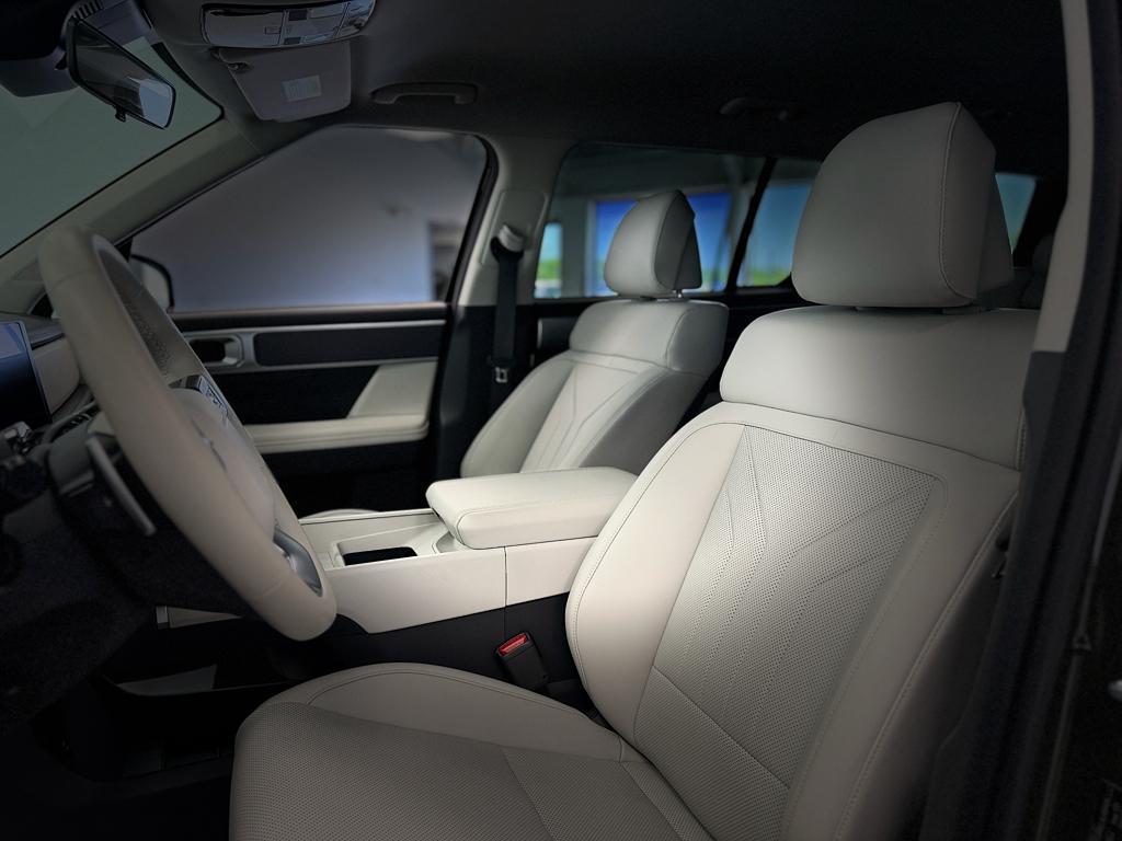 used 2025 Hyundai Santa Fe car, priced at $33,995