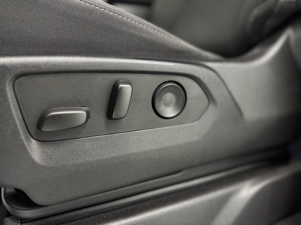 used 2023 GMC Sierra 1500 car, priced at $37,495