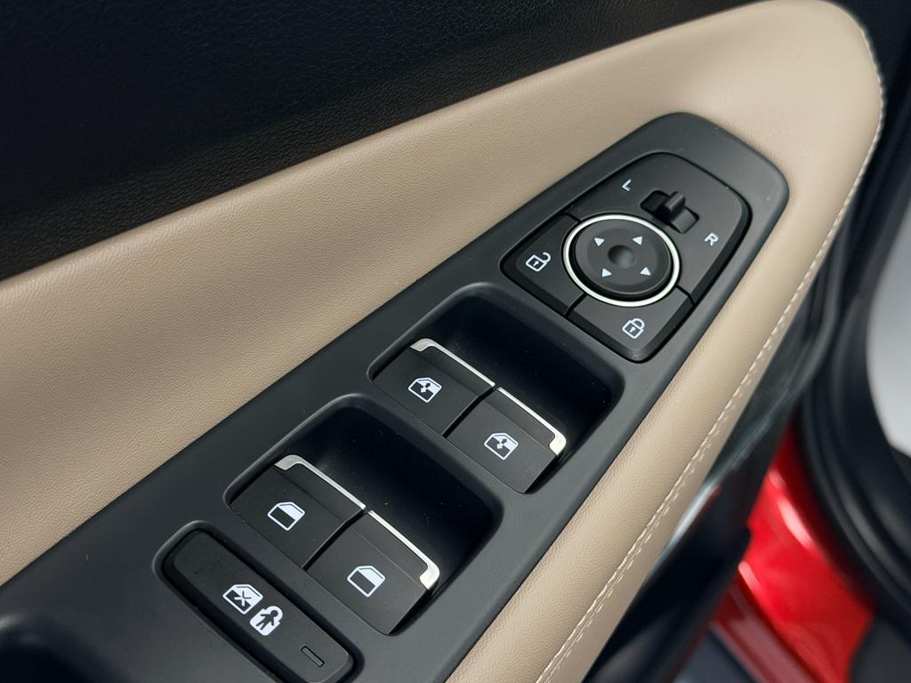 used 2023 Hyundai Santa Fe car, priced at $28,495