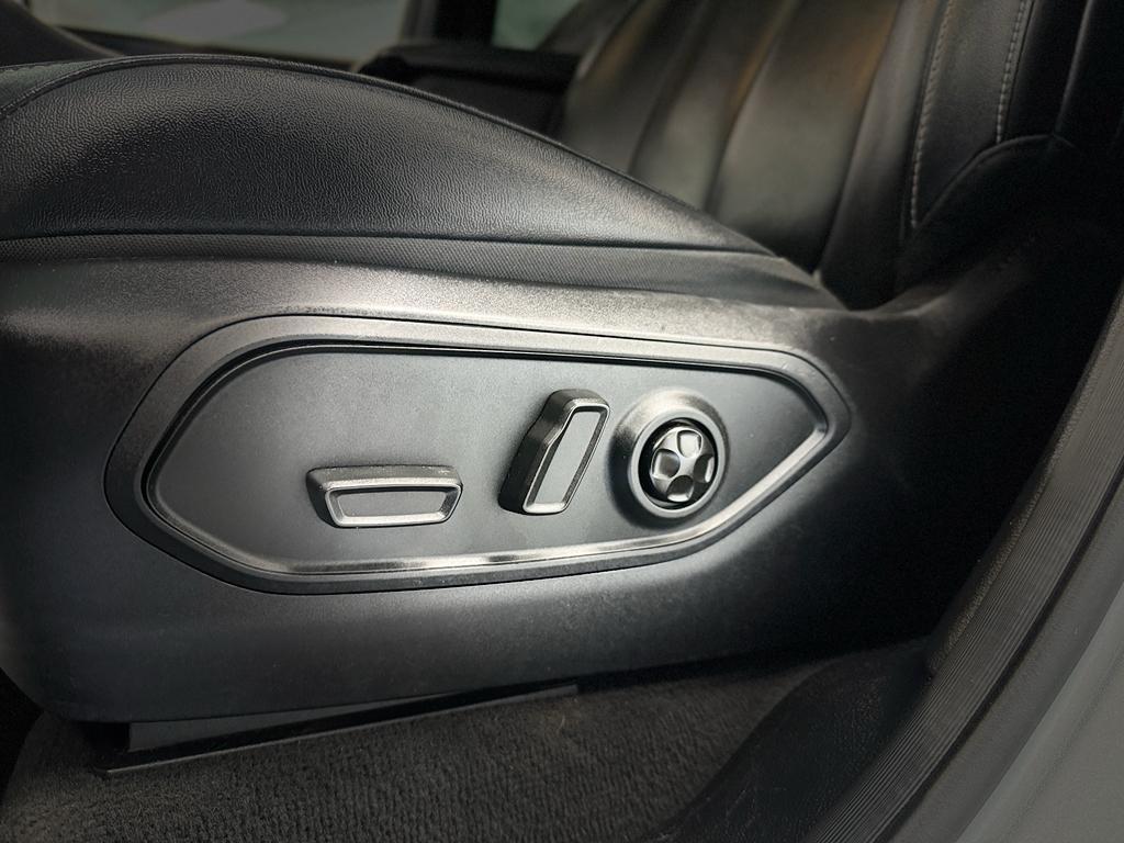 used 2024 Jeep Grand Cherokee 4xe car, priced at $23,985