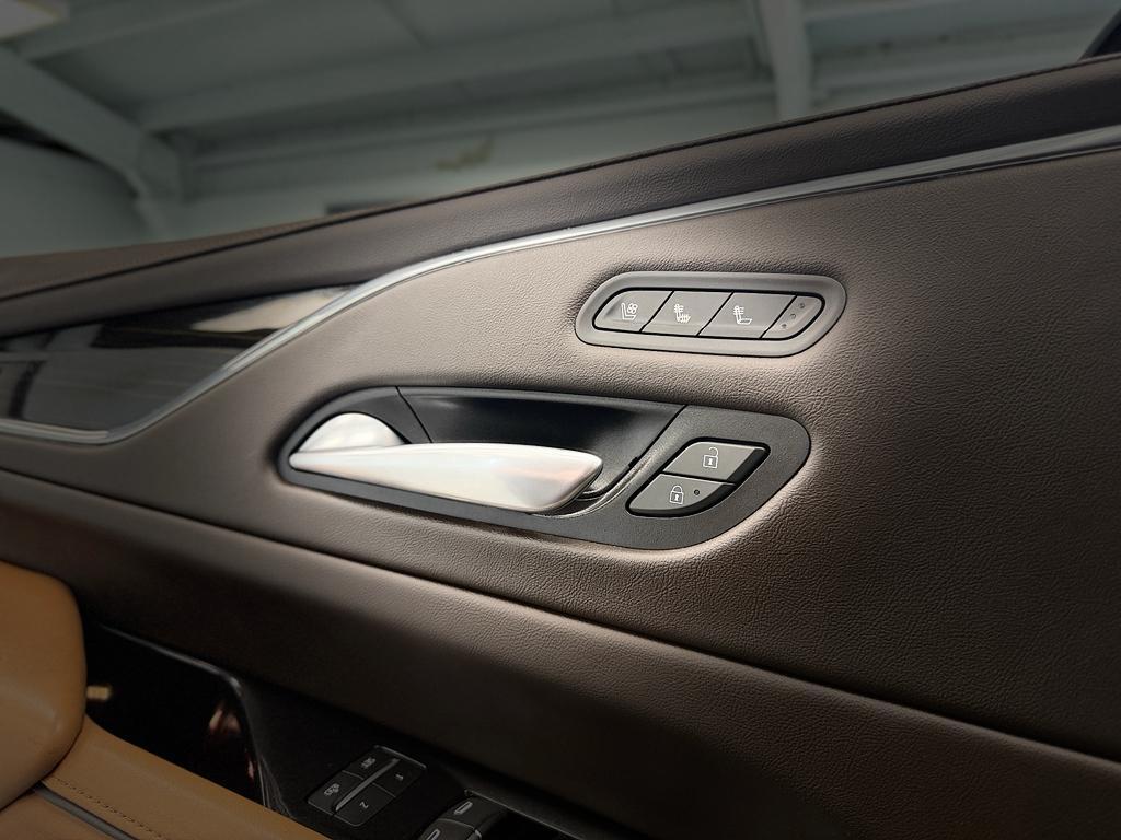 used 2023 Cadillac Escalade ESV car, priced at $80,995