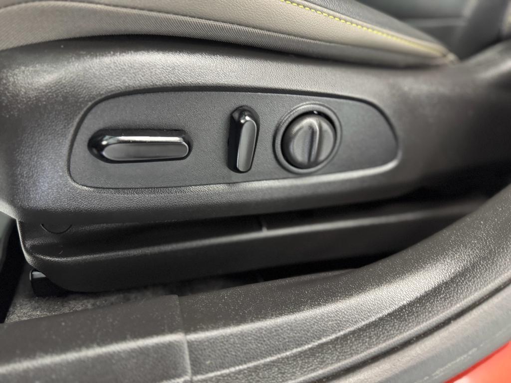 used 2024 Chevrolet Trax car, priced at $22,995