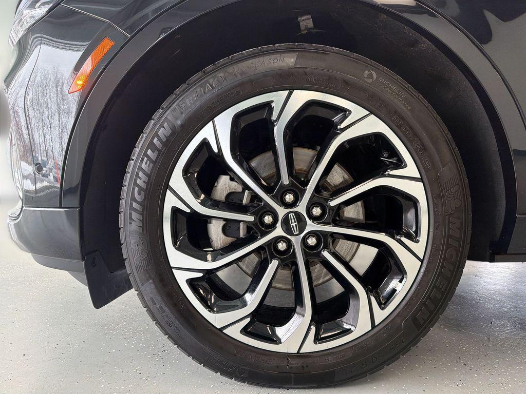 used 2024 Lincoln Nautilus car, priced at $45,995