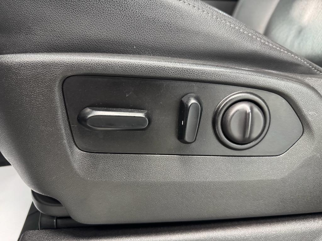 used 2021 Chevrolet Silverado 1500 car, priced at $39,495