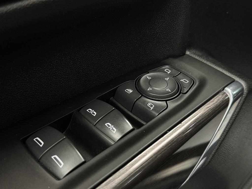 used 2021 Chevrolet Silverado 1500 car, priced at $39,495