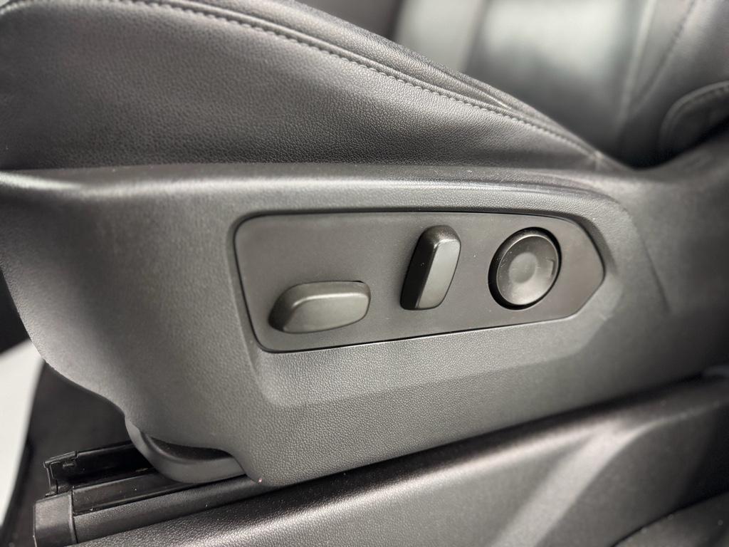 used 2022 GMC Sierra 1500 car, priced at $42,495