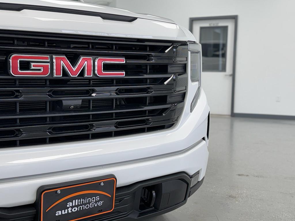 used 2022 GMC Sierra 1500 car, priced at $42,495