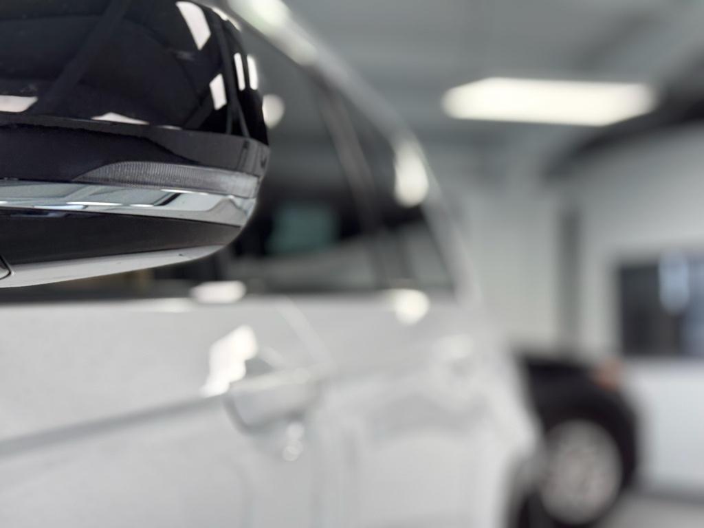 used 2021 Jeep Grand Cherokee L car, priced at $25,995