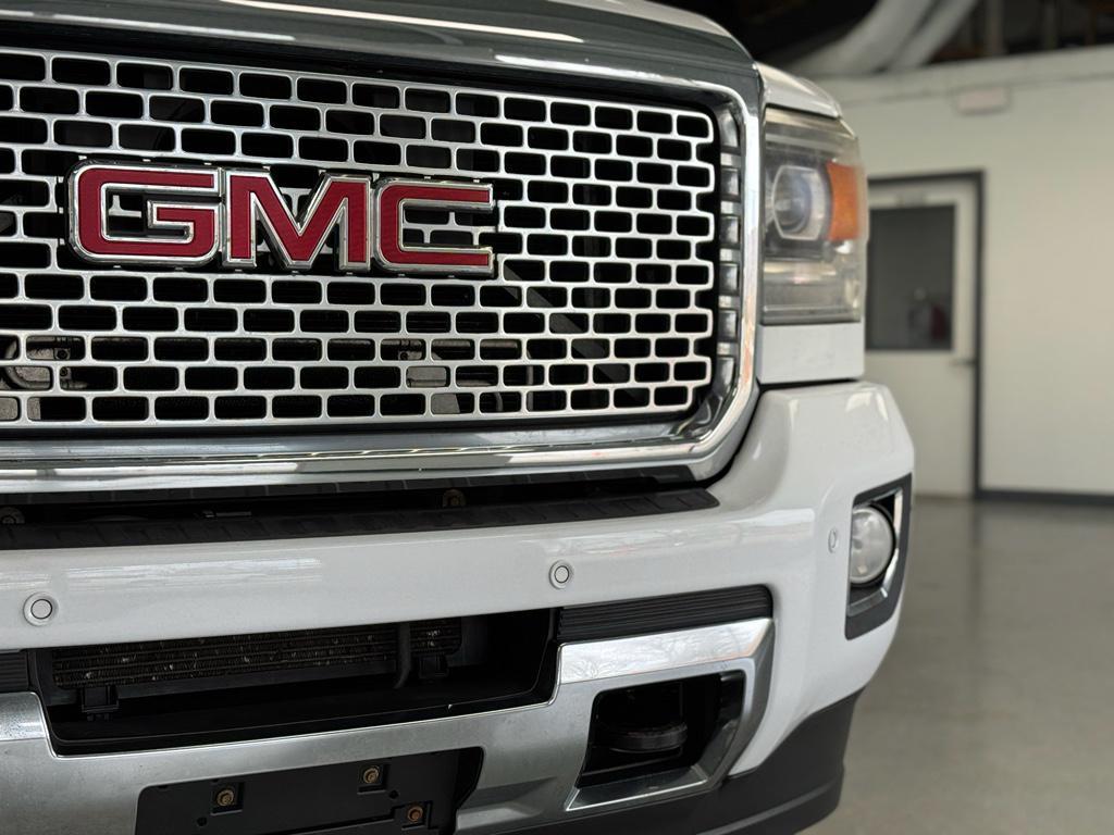 used 2015 GMC Sierra 2500 car, priced at $38,995