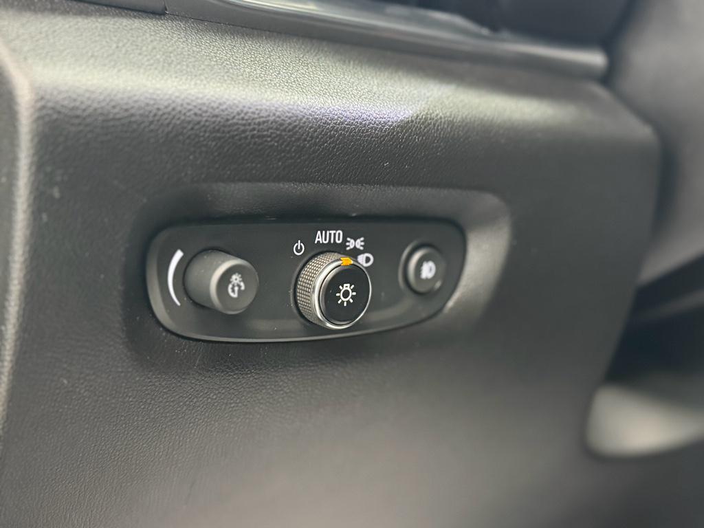 used 2020 Chevrolet Traverse car, priced at $26,495