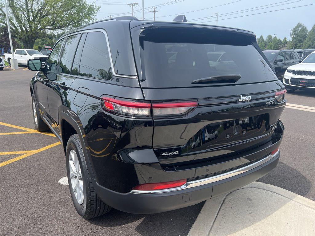 used 2023 Jeep Grand Cherokee car, priced at $35,796