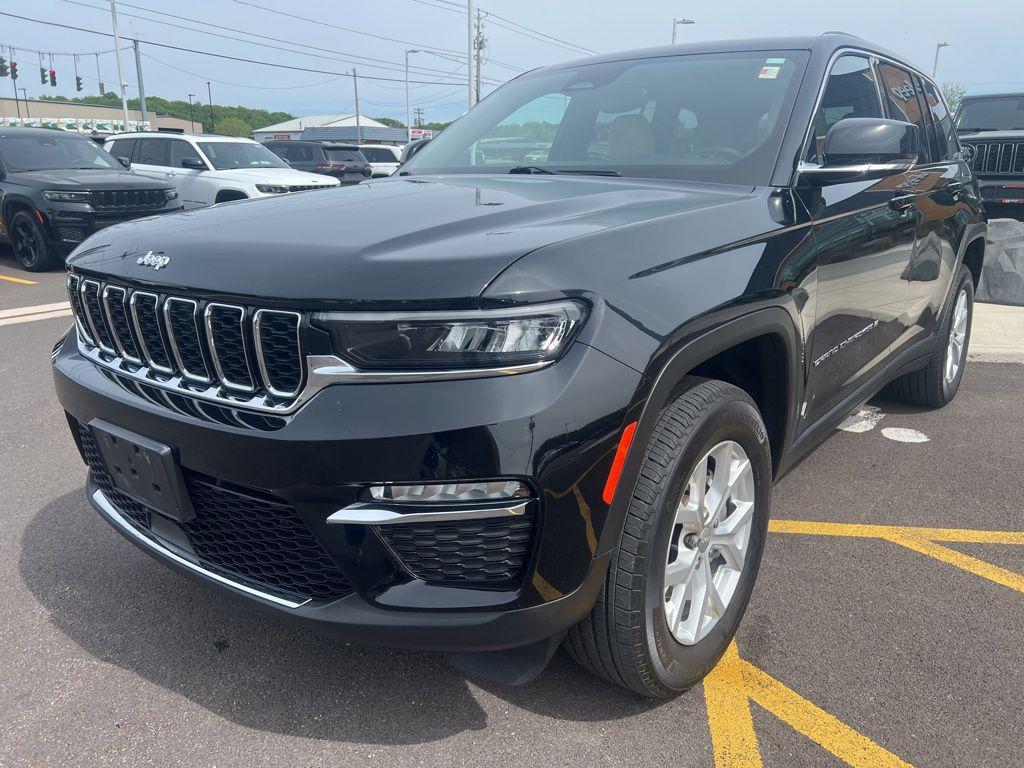 used 2023 Jeep Grand Cherokee car, priced at $35,796