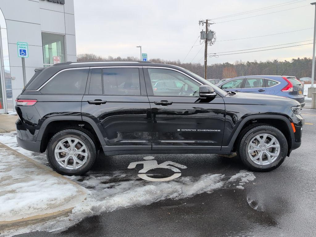 used 2023 Jeep Grand Cherokee car, priced at $30,000