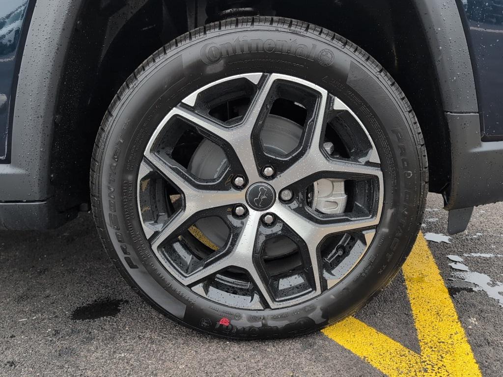 new 2026 Jeep Compass car, priced at $35,705