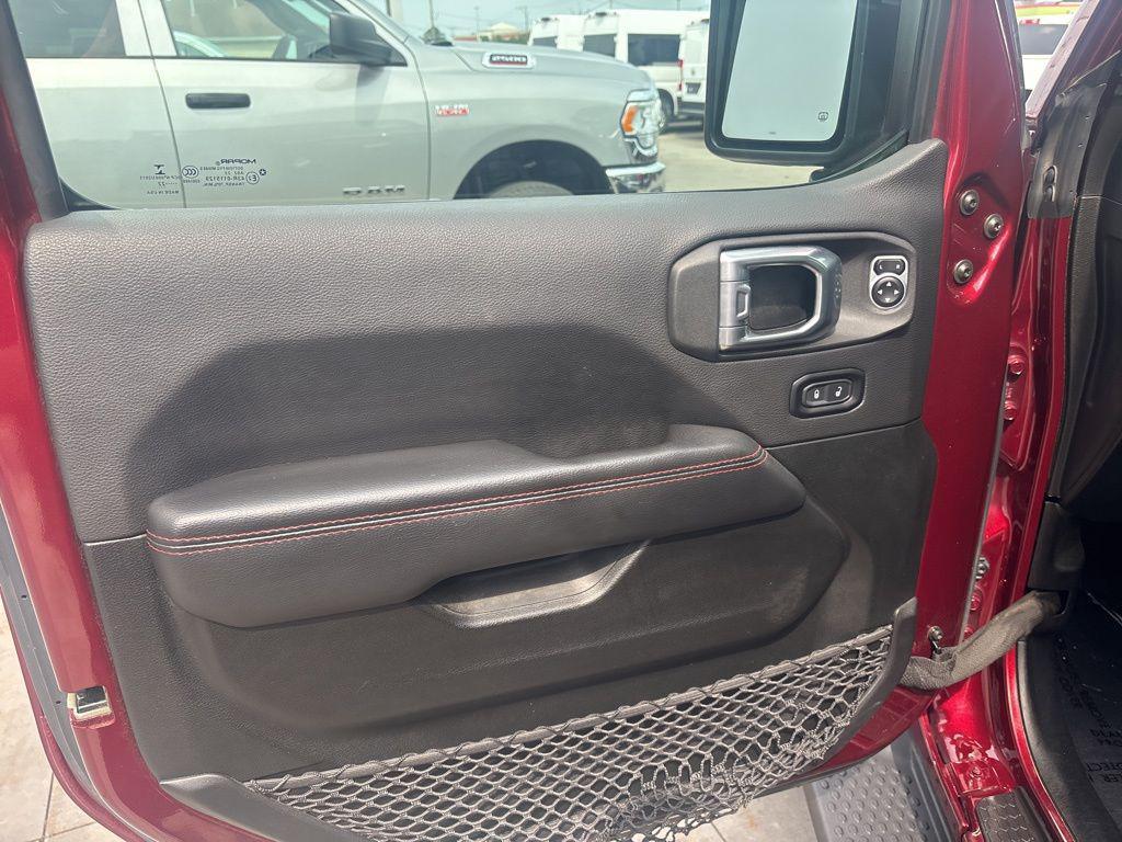 used 2022 Jeep Wrangler Unlimited car, priced at $32,096