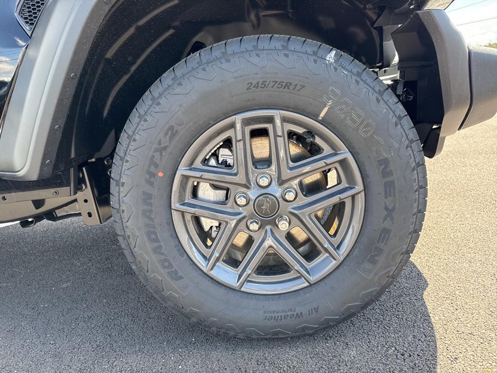 new 2025 Jeep Wrangler car, priced at $50,886