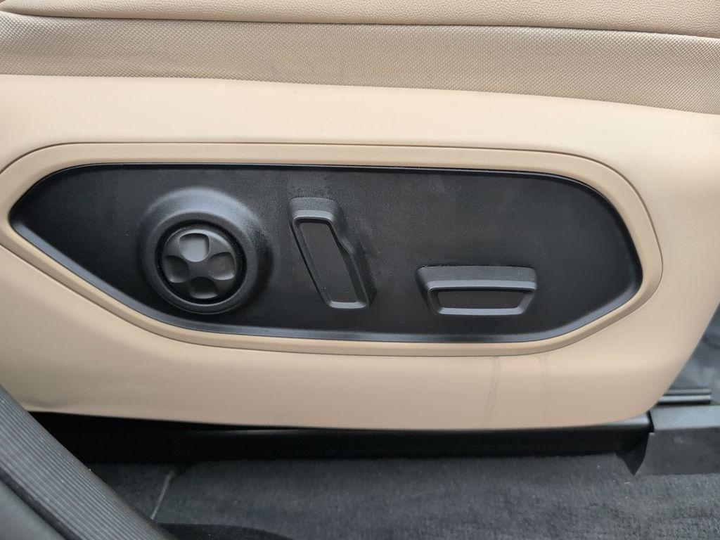 used 2023 Jeep Grand Cherokee car, priced at $32,300